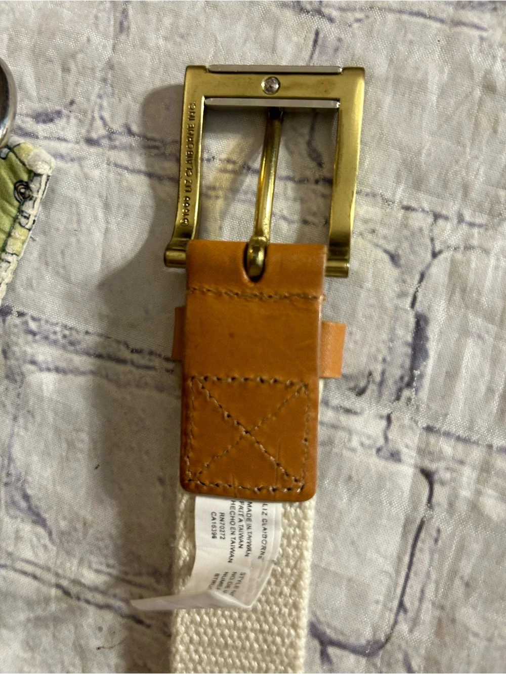 VINEYARD VINES GREEN COTTON DOUBLE RING & LIZ CLAIBORNE CREAM& BROWN BELTS